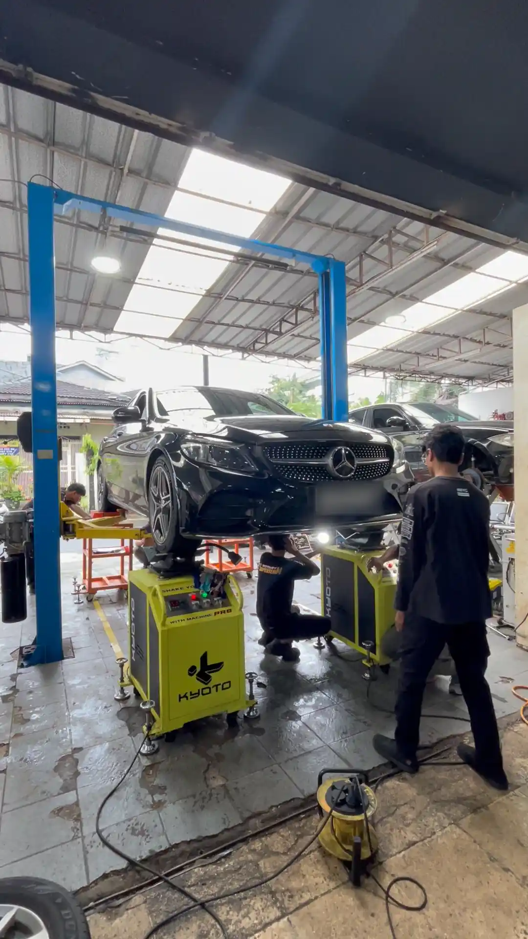mesin uji suspensi mobil