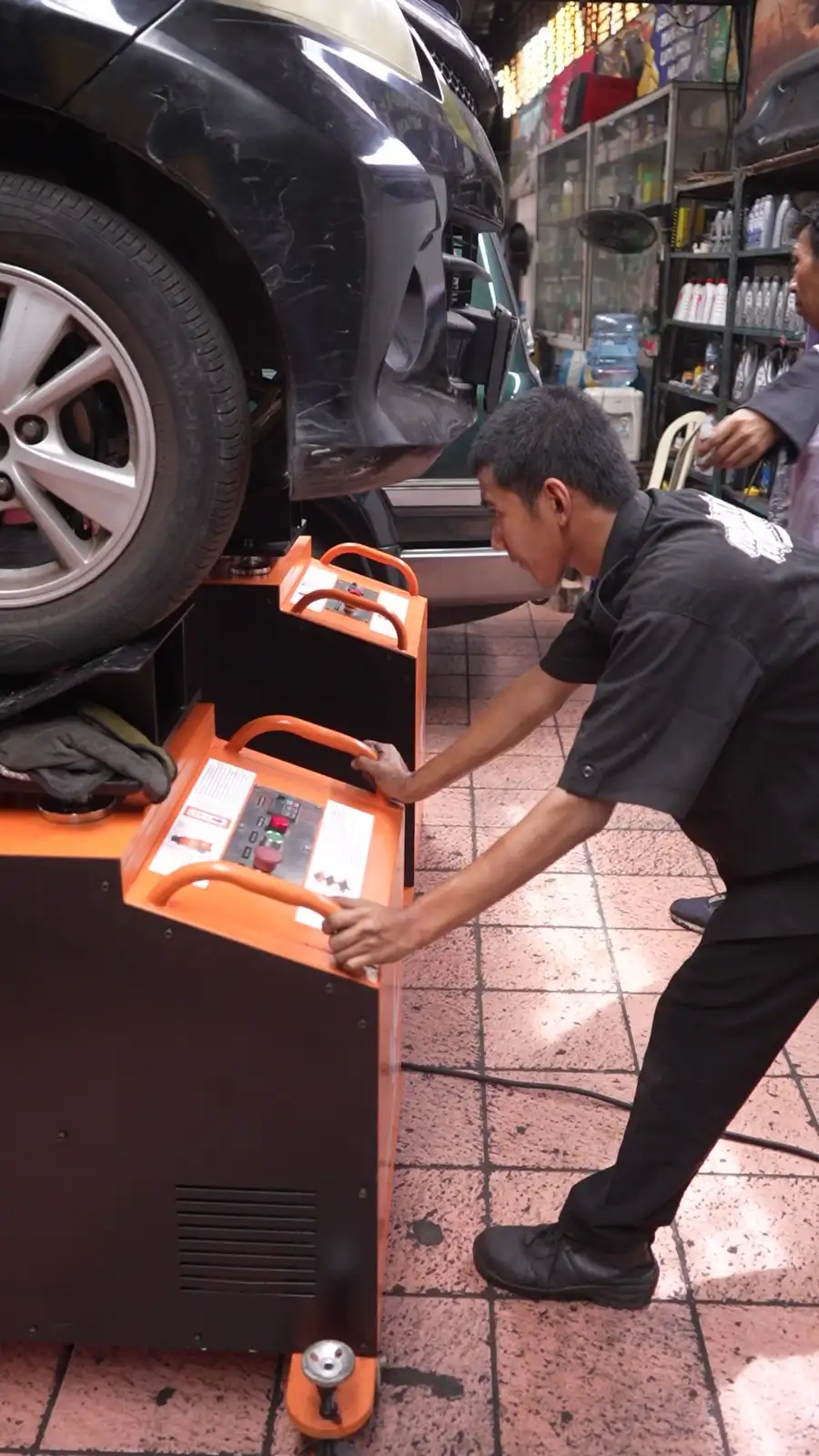 Bengkel Kaki Kaki Mobil Jakarta Utara (3) Bengkel Kaki Kaki Mobil Jakarta Utara (3)